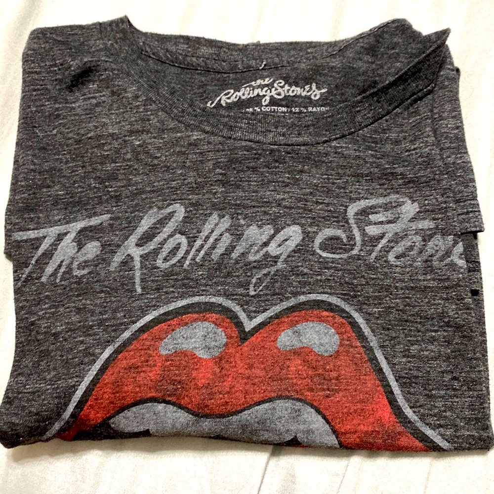 ROLLING STONES SIZE XL T-SHIRT